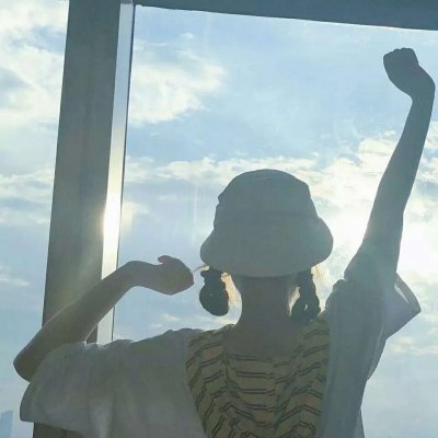 热门戴帽女生头像合集！12张高清好看的图都在这