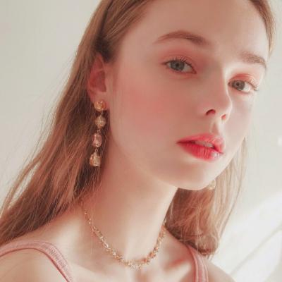 21张高清高冷欧美女生微信头像 氛围感拉满