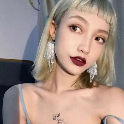 15张高清霸气纹身社会姐QQ女生头像合集