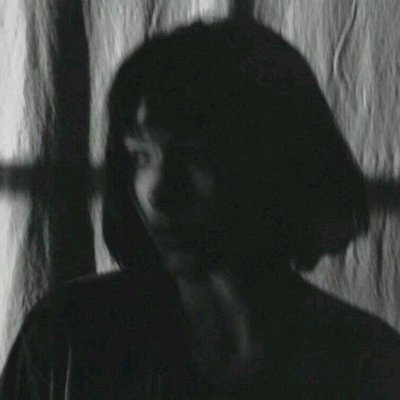 36张韩系高冷黑白女头像 高清潮流款