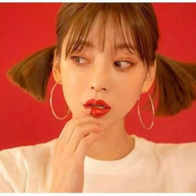 微信红色系女生头像合集 15张高清意境款来啦