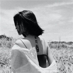 女生黑白伤感QQ头像来了！9张高清黑白系女头分享