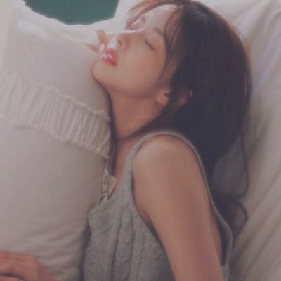 22张高清文艺小清新女生QQ头像 气质氛围感拉满