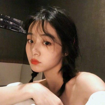 34张清纯可爱女生微信头像 高清氛围感拉满