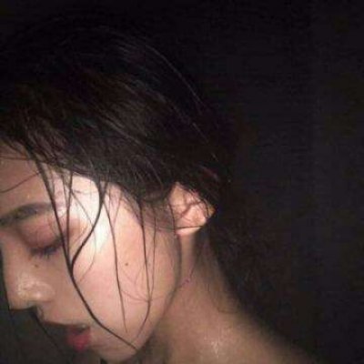 12张emo女生高清头像 带着低落孤独感的QQ头像