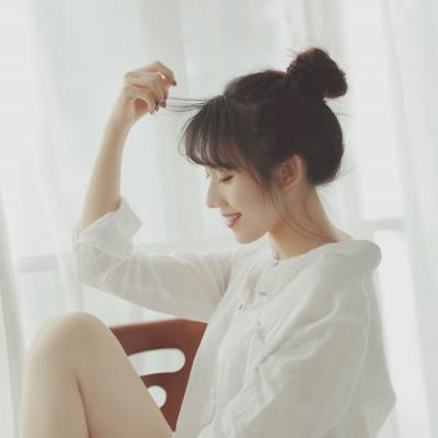 17张高清小清新风格丸子头女生头像合集