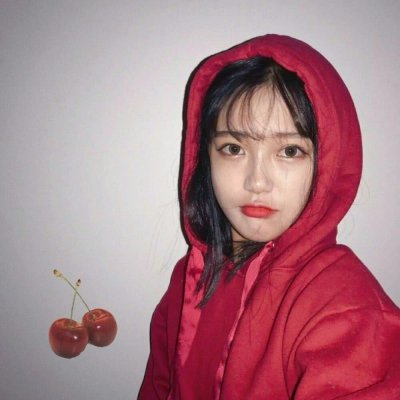 红色系霸气高冷女生头像 32张高清高冷范儿女头合集