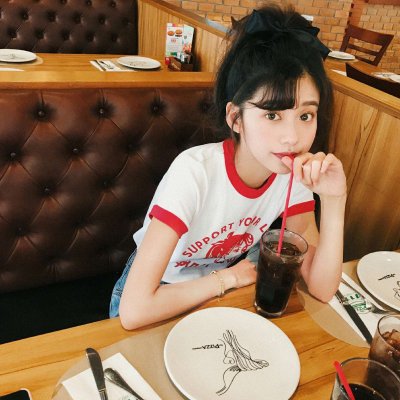 24张高清清纯齐刘海美女头像 好看又耐看