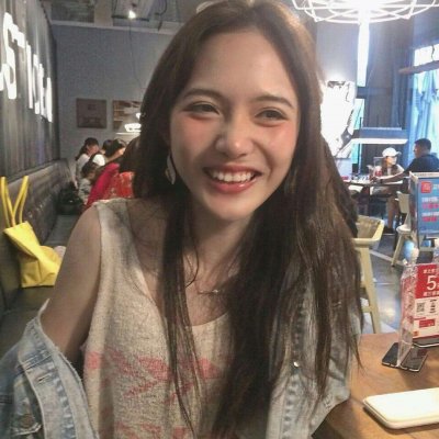 19张阳光可爱的青春女生头像 高清氛围感拉满