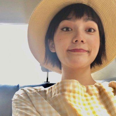 15张高清好看的帽子控女生头像合集