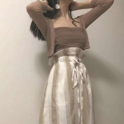 女生不露脸部位QQ头像 17张高清性感好看合集