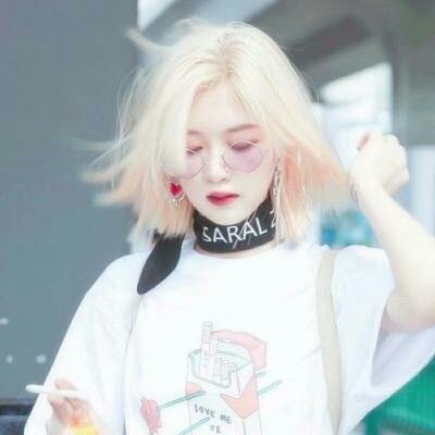 36张无水印高清短发女生头像合集