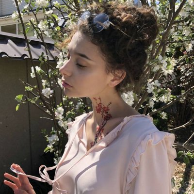 微博上超火的高清欧美女生头像 36张适合当微博头像的欧美女头合集