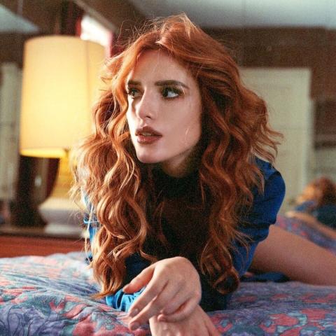 23张高清氛围感欧美女生头像 气质感直接拉满