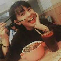 31张气质感拉满的时尚女生微信头像合集