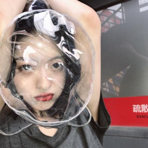 24张高清可爱美女网图头像 氛围感拉满