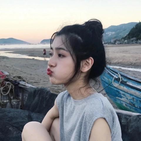24张高清可爱萌系女生头像 快来挑你的专属头像