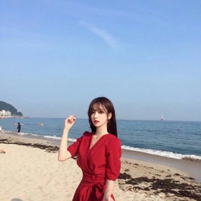 女生海边吹风头像合集 24张高清唯美度假风女生头像