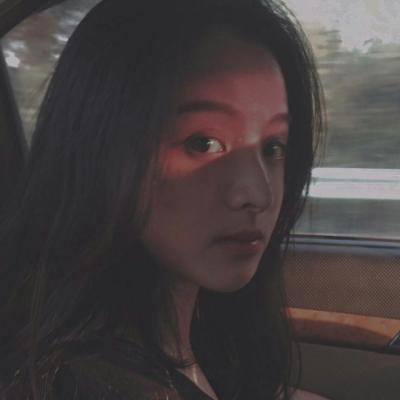 20张高清女生高冷伤感QQ头像 氛围感拉满