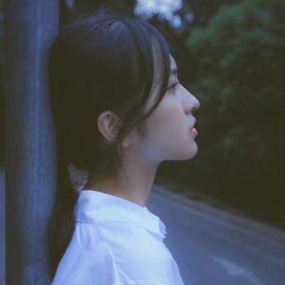 12张高清蓝色系女生头像 氛围感拉满超有意境