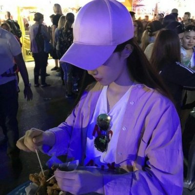 女生蓝色系霸气QQ头像！10张高清蓝色光影女头合集