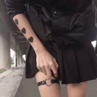 25张高清好看的非主流黑暗系女生头像合集
