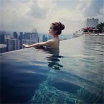 女生水中游泳头像合集！22张唯美氛围感头像直接抱走