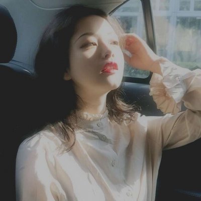 22张高清文艺小清新女生QQ头像 气质氛围感拉满