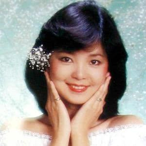 25张有女人味的成熟女生微信头像 优雅又漂亮
