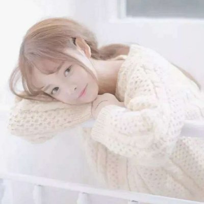 18张高清长发清纯女生头像 氛围感拉满的唯美头像合集