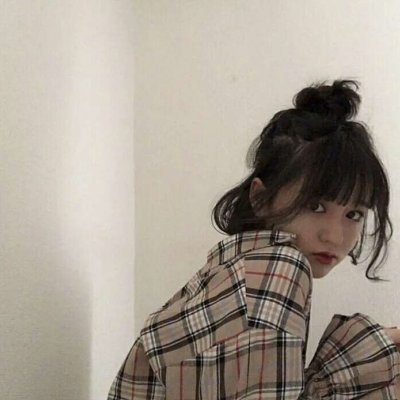 36张韩系高冷短发女生头像 高清QQ头像合集