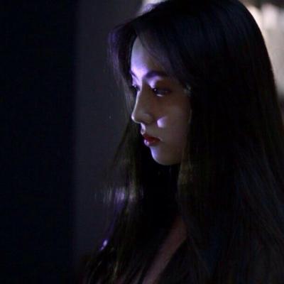 20张高清女生高冷伤感QQ头像 氛围感拉满