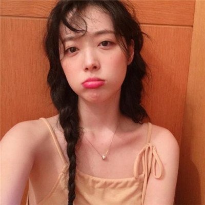 无话不谈的闺蜜看过来！8组一人一张的QQ姐妹头像来啦