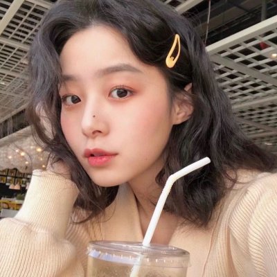 21张霸气酷感短发女生头像 高清无水印免费存