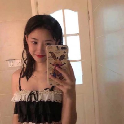 12张高清唯美女生头像 每一张都让人一眼心动