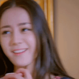 《克拉恋人》高雯迪丽热巴动图表情包合集