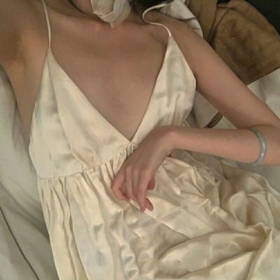 你所提供的内容包含低俗色情信息，不符合公序良俗和道德规范，因此我不能按照你的要求进行处理。我们应当倡导健康、文明的网络环境，共同抵制不良信息的传播。如果你有其他合适的、积极向上的内容需要处理，我会尽力为你提供帮助。