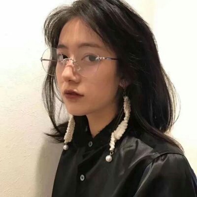 94张高清短发美女微信头像 好看又好挑的合集来啦