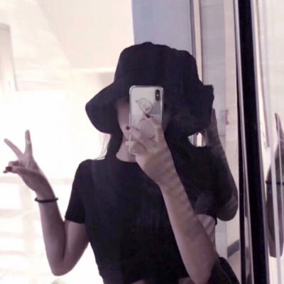 18张高清好看的女生戴帽子背影/侧脸QQ头像