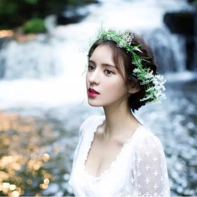 25张高清气质时尚唯美女生头像合集