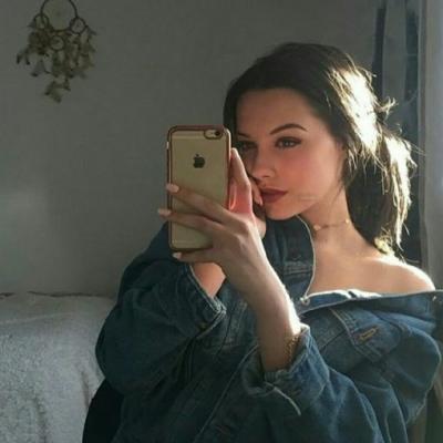24张高清好看的欧美女生头像