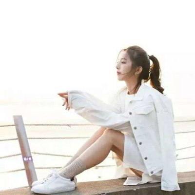 18张高清长发清纯女生头像 氛围感拉满的唯美头像合集