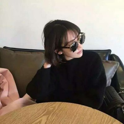 28张高清短发气质女神头像合集 好看的女生头像素材