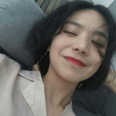 20张高清甜美气质女生头像 带着清纯笑容超治愈