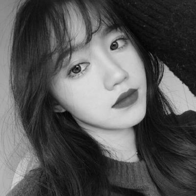 20张黑白伤感女生头像 失恋氛围感高清图合集