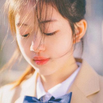 24张清新淡雅女生QQ头像 高清好看直接用