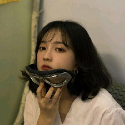 当下超火的时尚潮流女生头像 18张高清图合集