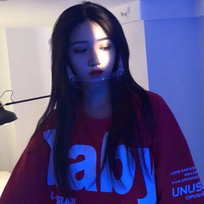 女生蓝色系霸气QQ头像！10张高清蓝色光影女头合集