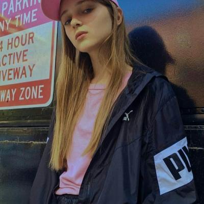 24张高清欧美酷飒女生头像 氛围感拉满