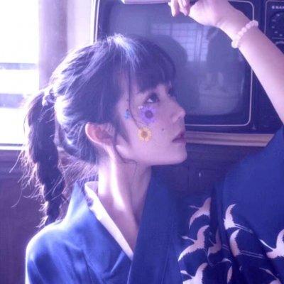 36张高清紫色真人女生头像 氛围感拉满的唯美梦幻款